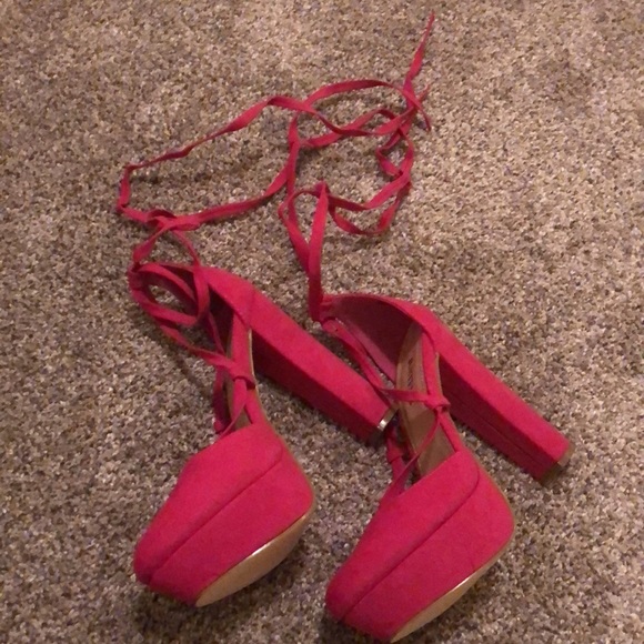 Hot pink 4inch heels with wrap around ankle strap - Picture 2 of 3